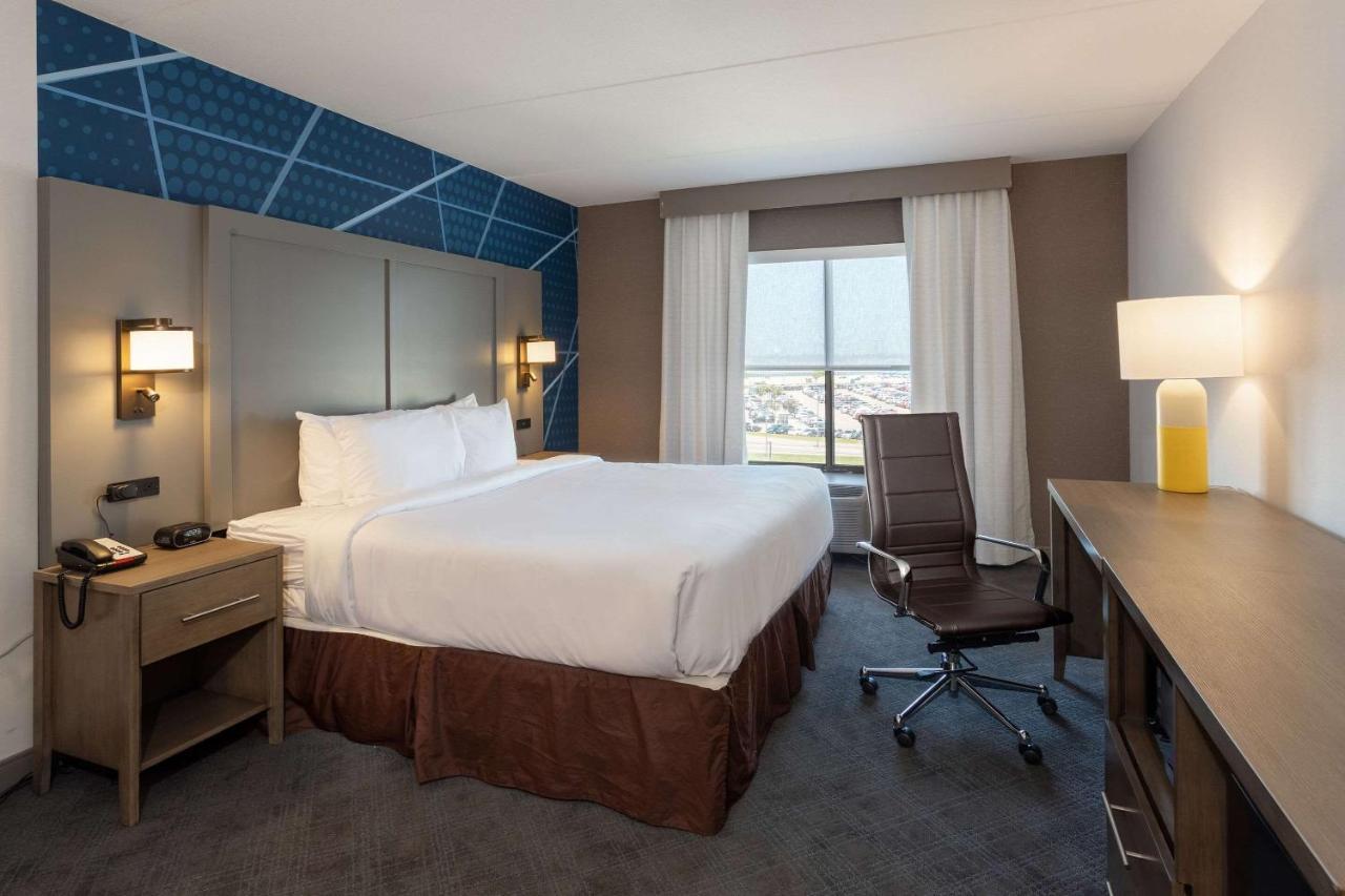 Comfort Inn & Suites Buffalo Airport Exteriér fotografie