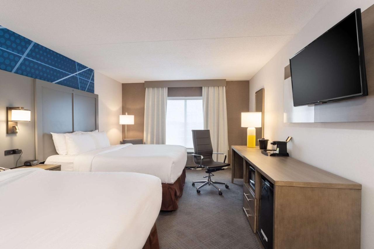 Comfort Inn & Suites Buffalo Airport Exteriér fotografie